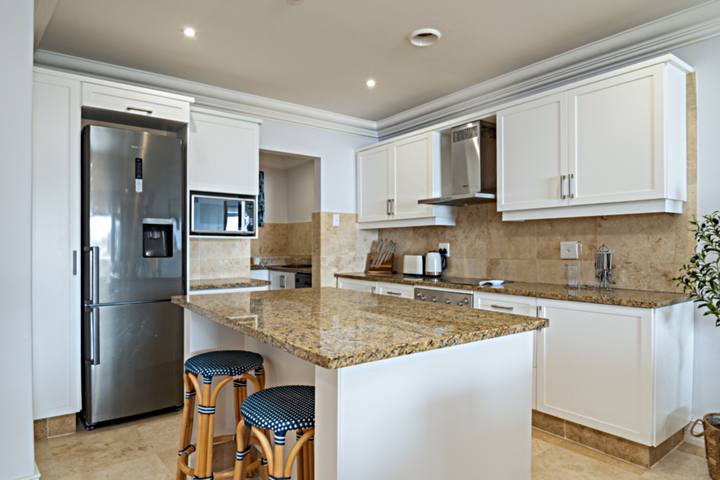Ballito Manor Gardens 304 Kitchen